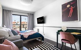 Waterlane W Oknami Na Rzeke - Marina View - Comfy Apartments