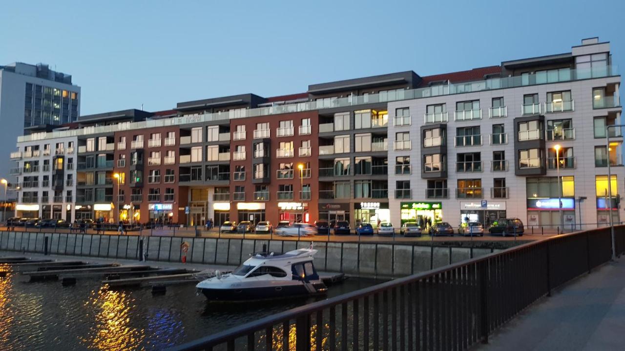 Waterlane W Oknami Na Rzeke - Marina View - Comfy Apartments Danzig Exterior foto